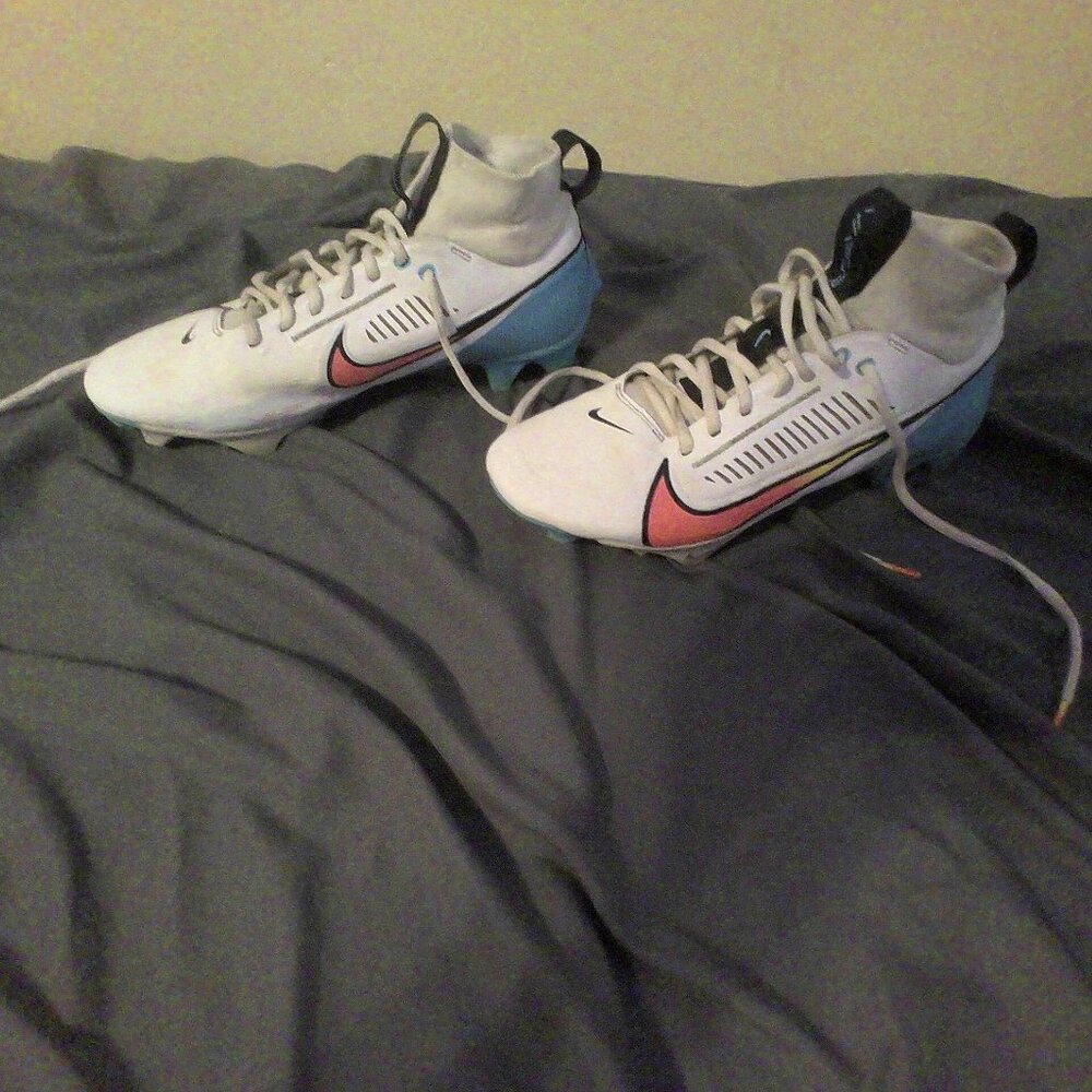 Nike vapor edge pro 360 2's white, teal, and pink
